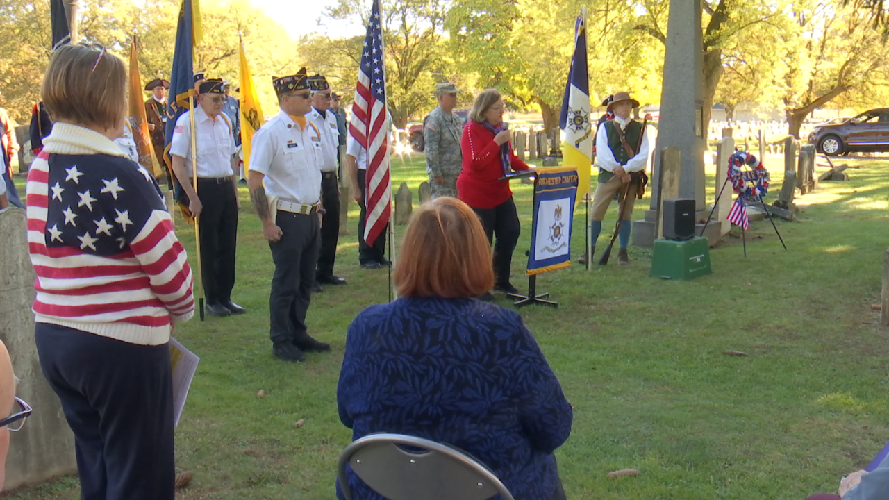 Eight Revolutionary War patriots honored at Oakwood Cemetery on Sunday — Rochester Community news
